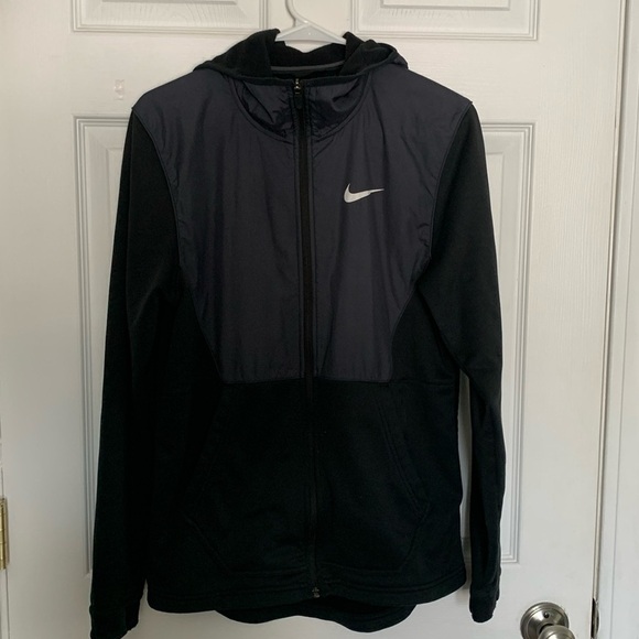 Nike Closure Therma Fit Lightweight Jacket with Hood Size S - Picture 1 of 12